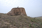 杜羊圈村寨城峁1号关